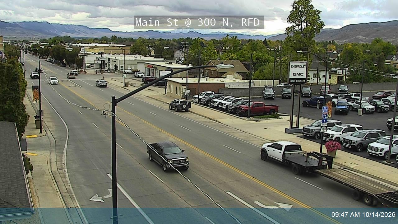 Main St / SR-120 @ 300 N / SR-118, RFD