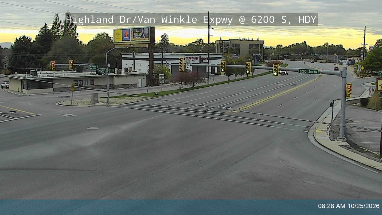 Highland Dr / Van Winkle Expwy / SR-152 @ 6200 S, HDY