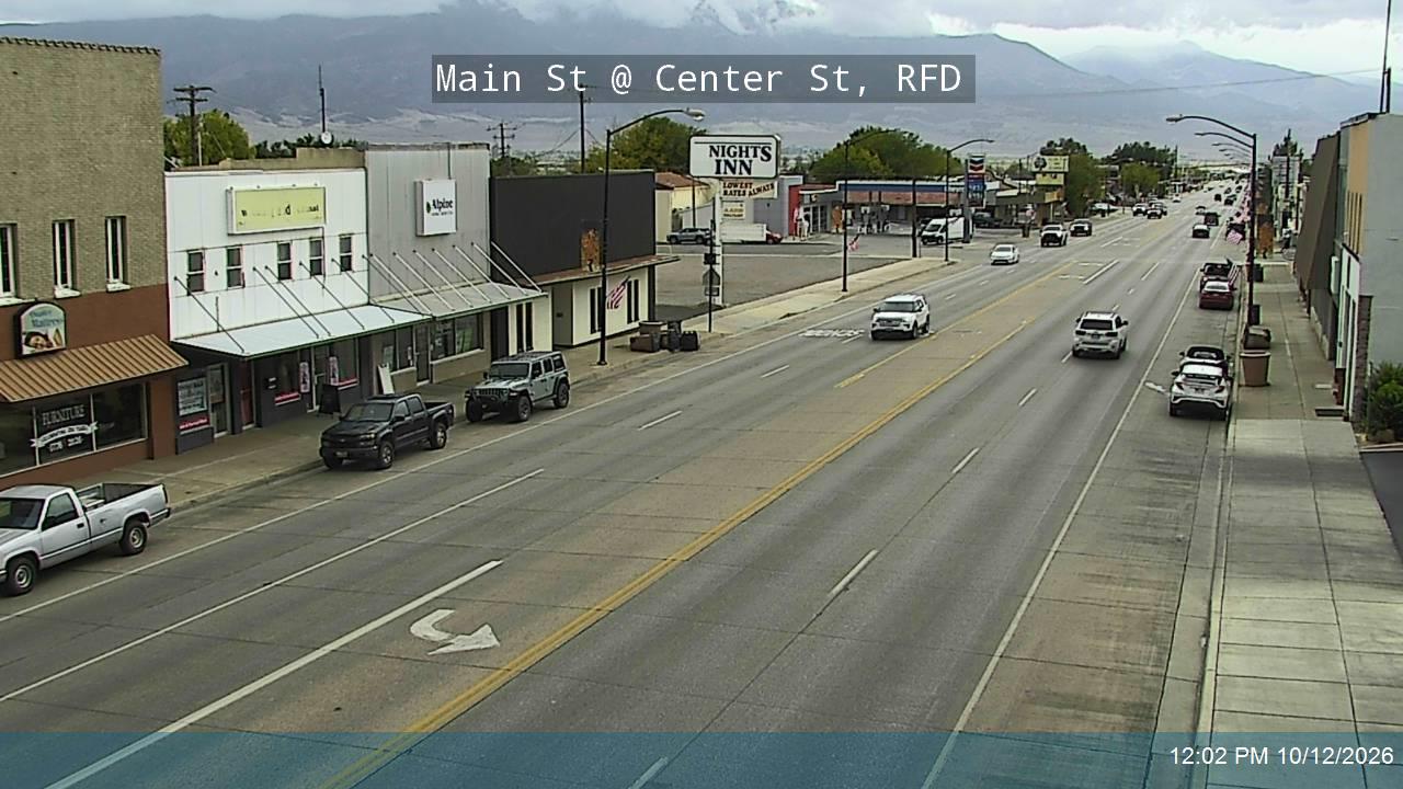 Main St / SR-120 @ Center St, RFD