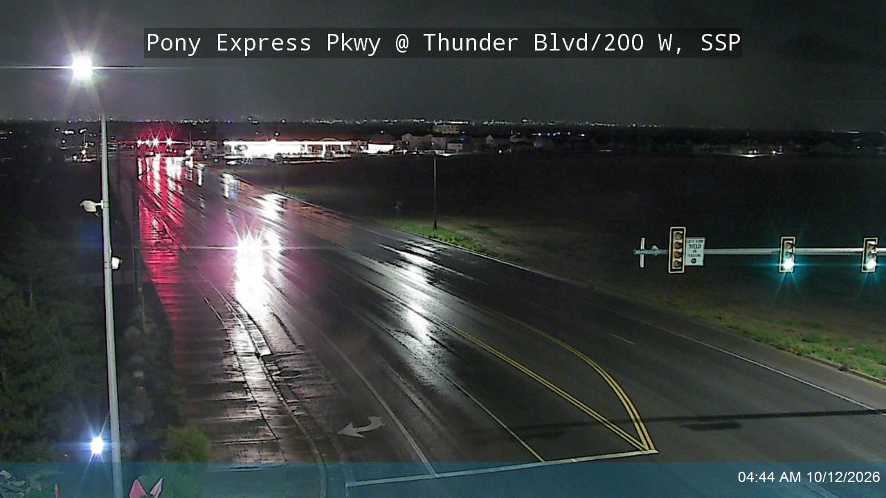 Pony Express Pkwy @ Thunder Blvd  / 200 W, SSP