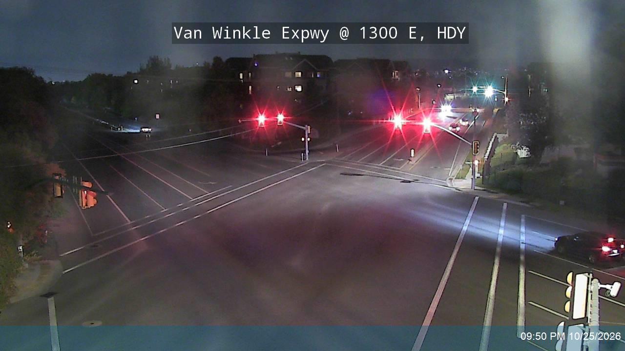 Van Winkle Expwy / SR-152 @ 1300 E, HDY
