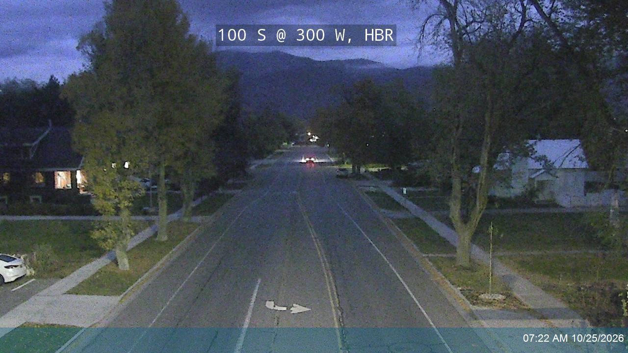 100 S / SR-113 @ 300 W, HBR