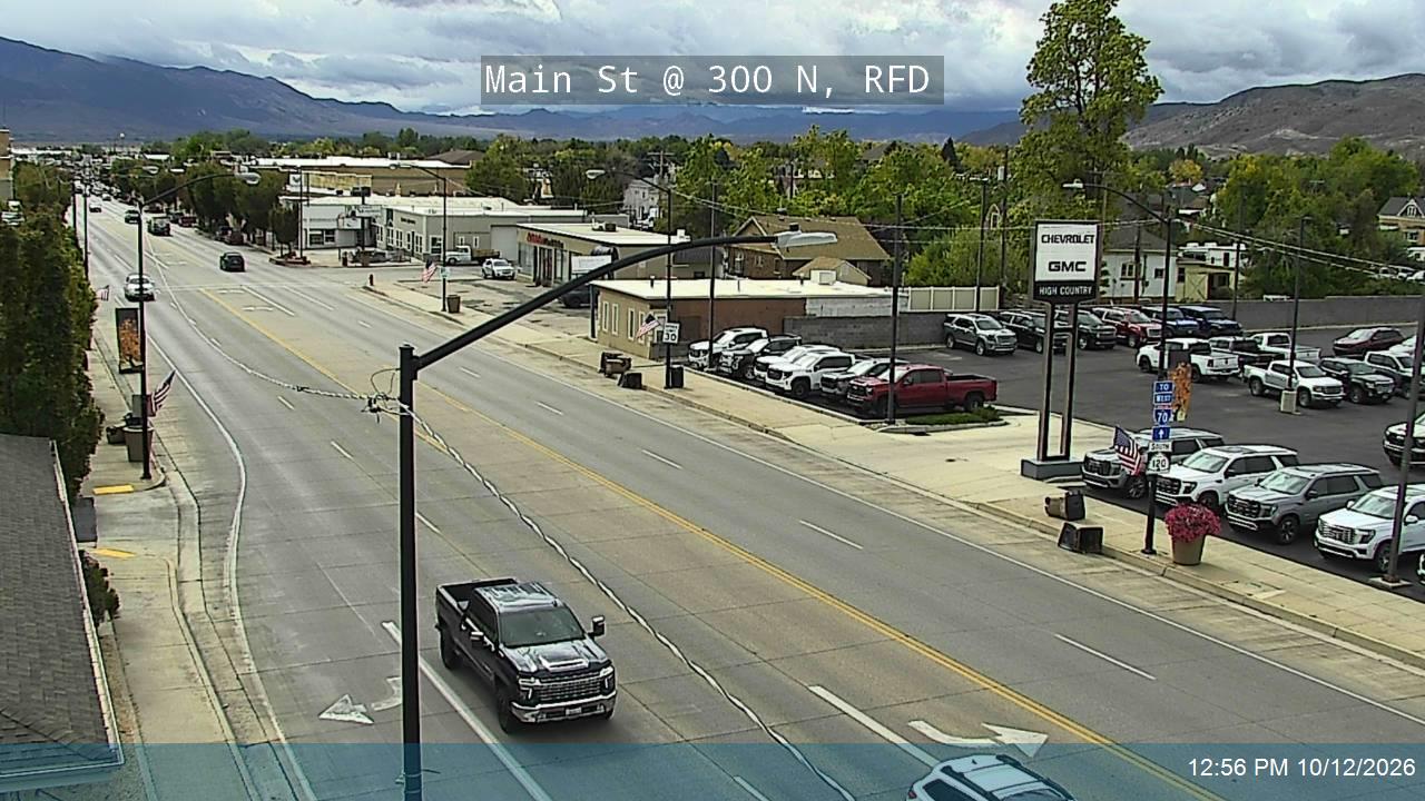 Main St / SR-120 @ 300 N / SR-118, RFD