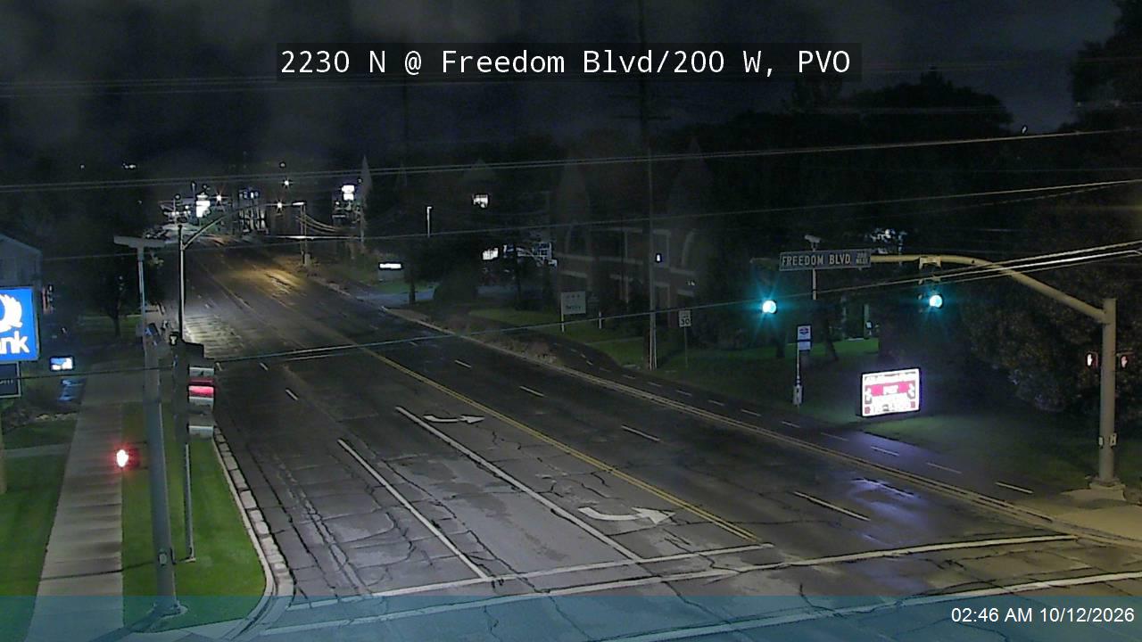 2230 N @ Freedom Blvd / 200 W, PVO