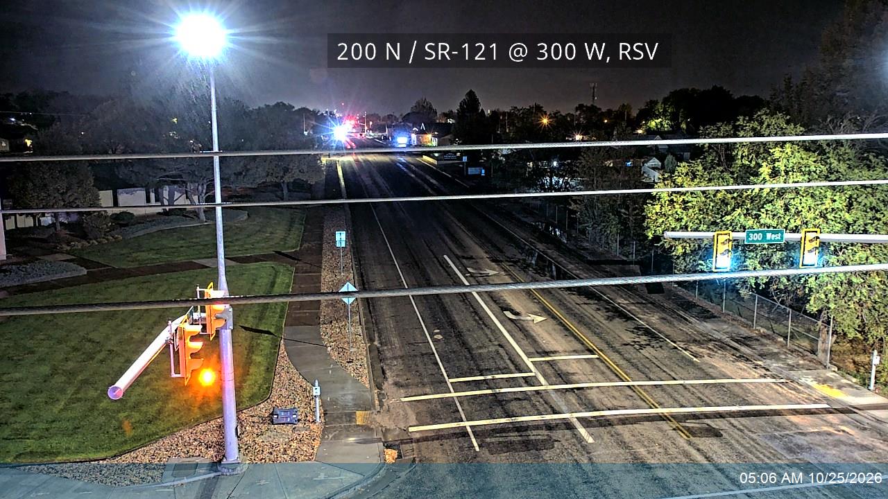 200 N / SR-121 @ 300 W, RSV