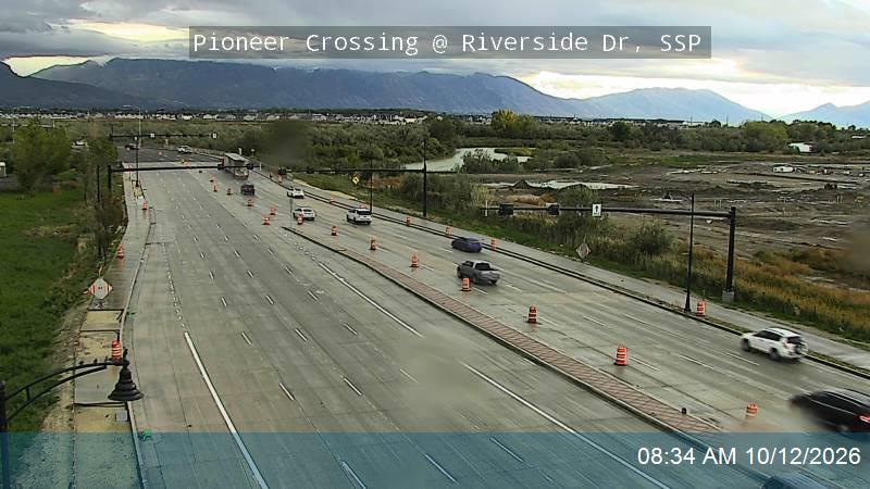 Pioneer Crossing / SR-145 @ Riverside Dr, SSP