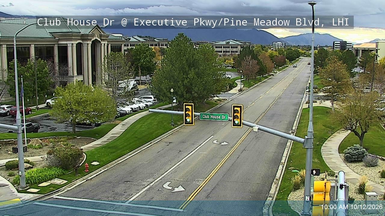 Club House Dr @ Executive Pkwy / Pine Meadow Blvd, LHI