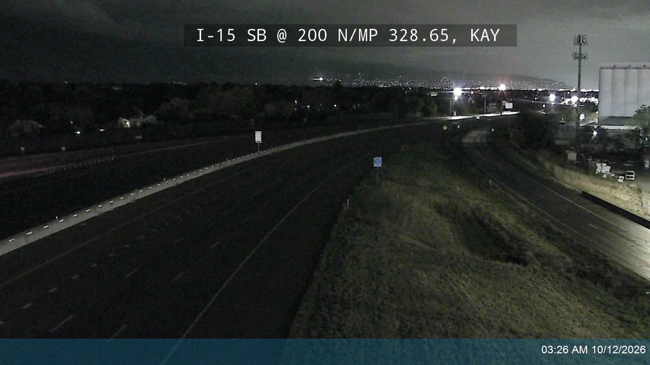 I-15 SB @ 200 N / SR-273 / MP 328.65, KAY