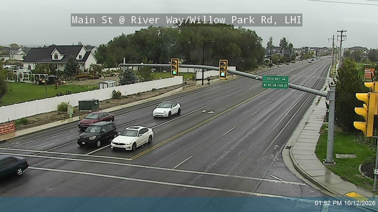 Main St @ River Way / Willow Park Rd / 2725 W, LHI