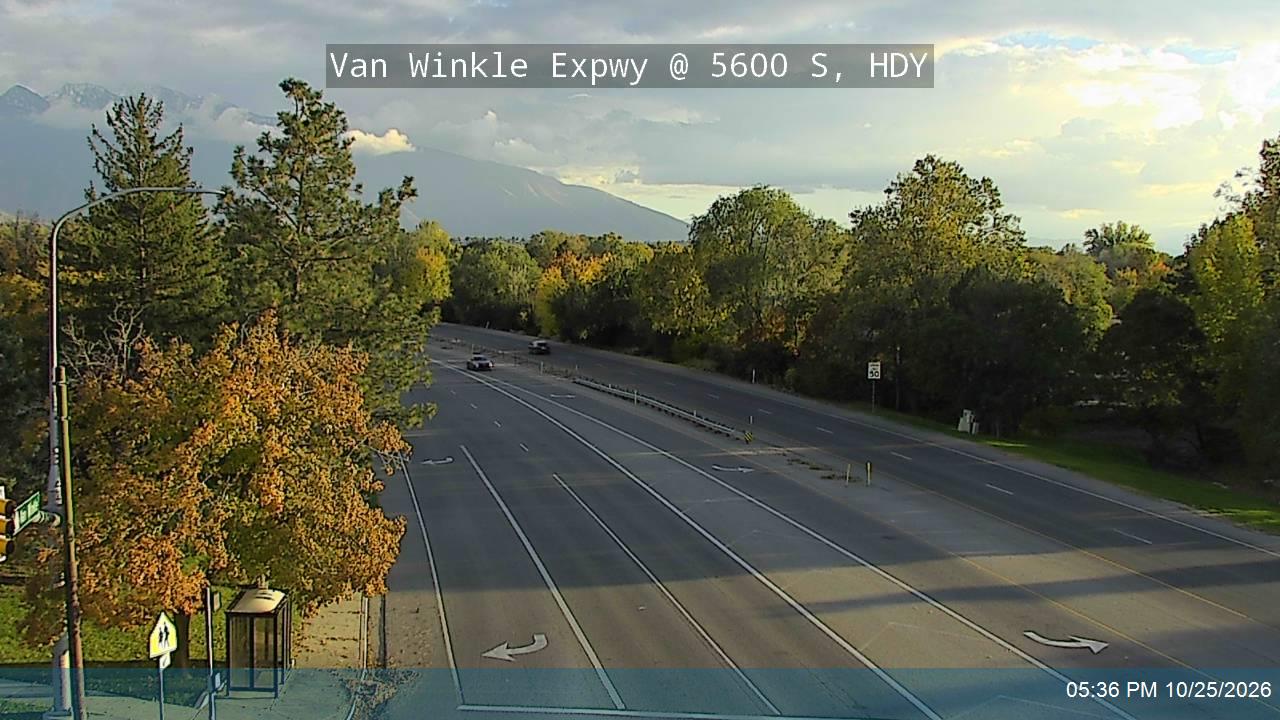 Van Winkle Expwy / SR-152 @ 5600 S, HDY