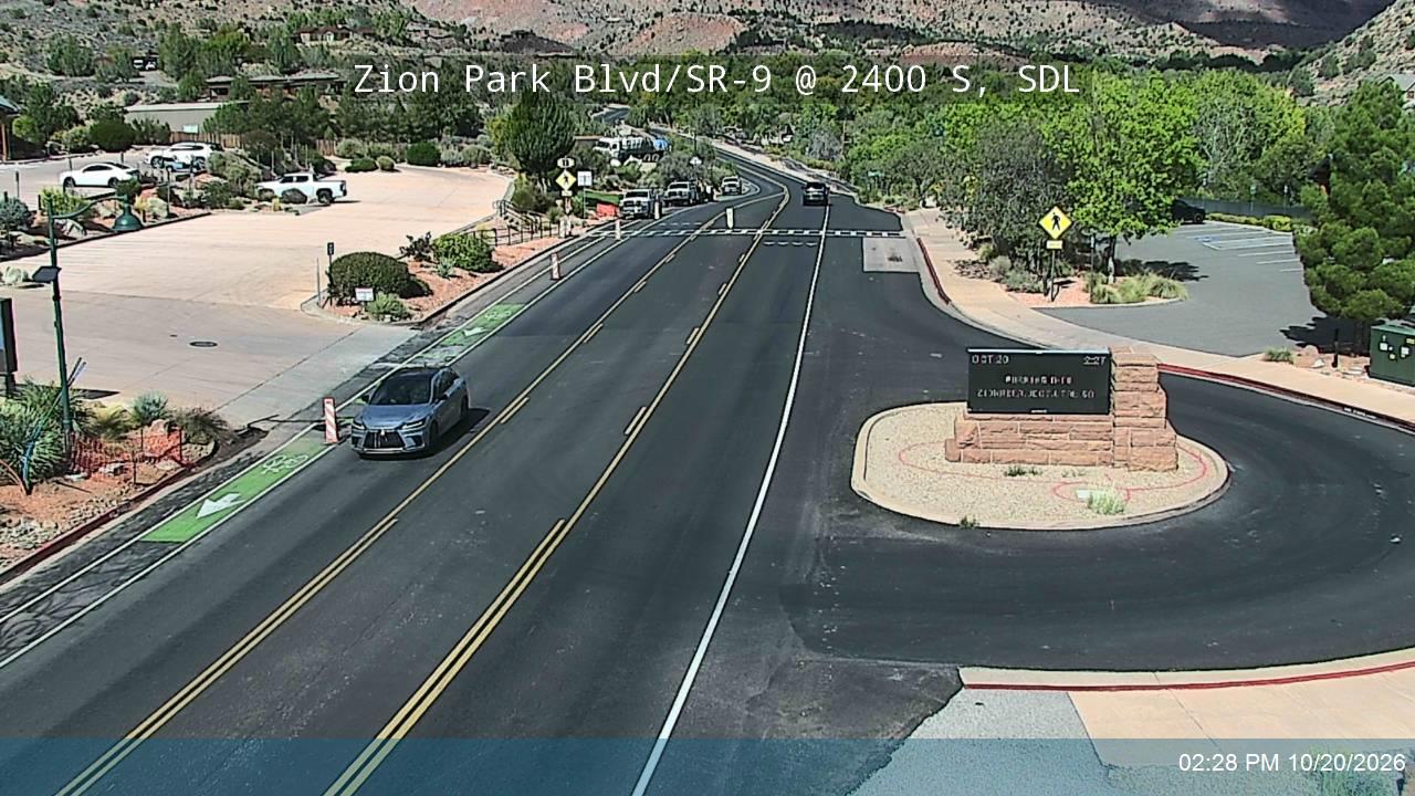 Zion Park Blvd / SR-9 @ 2400 S, SDL