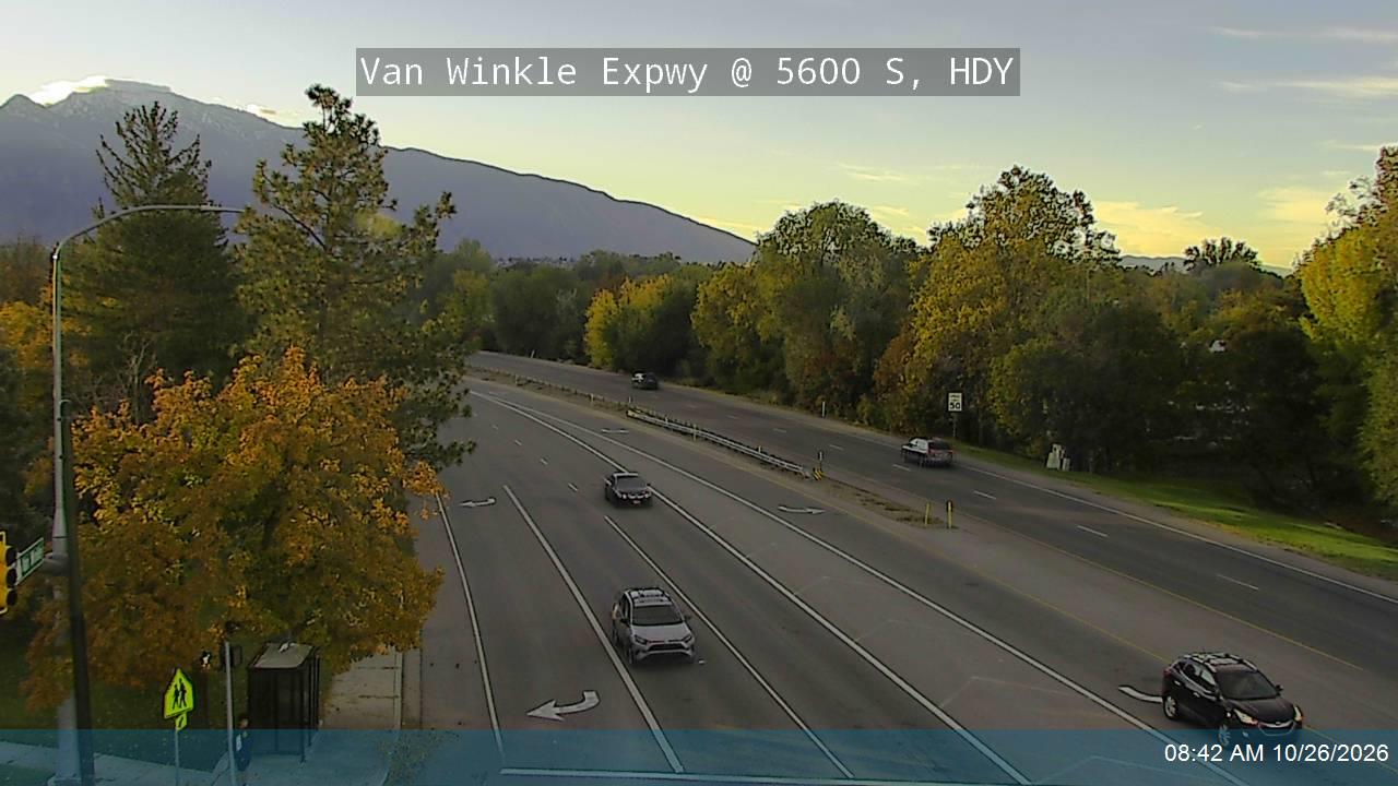 Van Winkle Expwy / SR-152 @ 5600 S, HDY