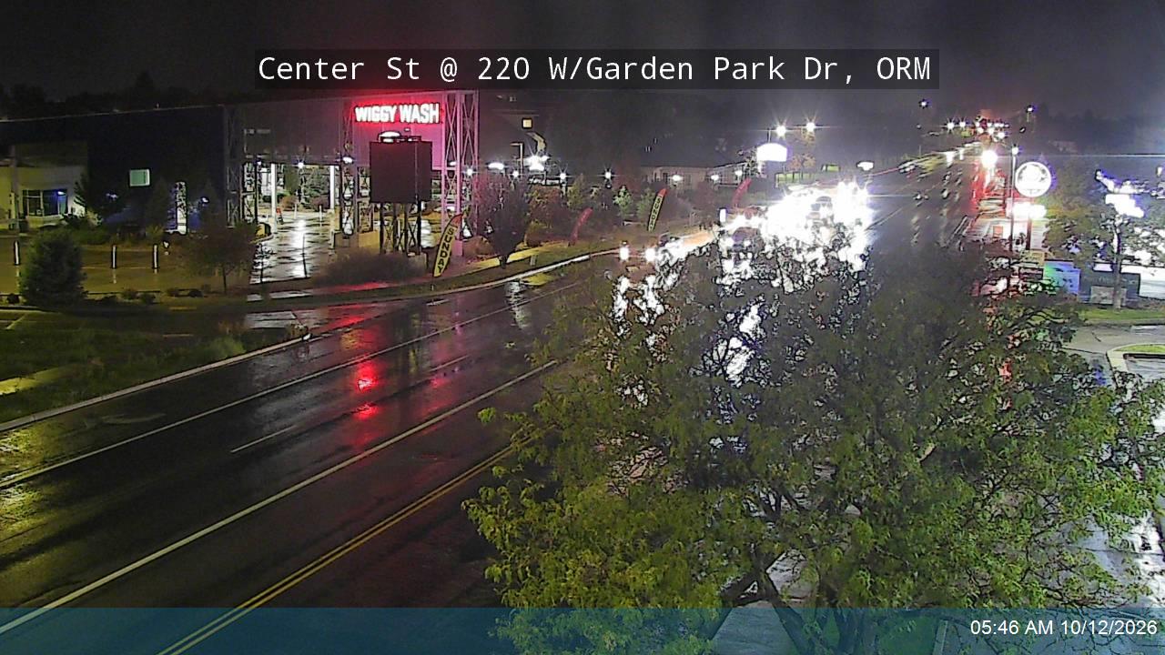 Center St @ 220 W / Garden Park Dr, ORM