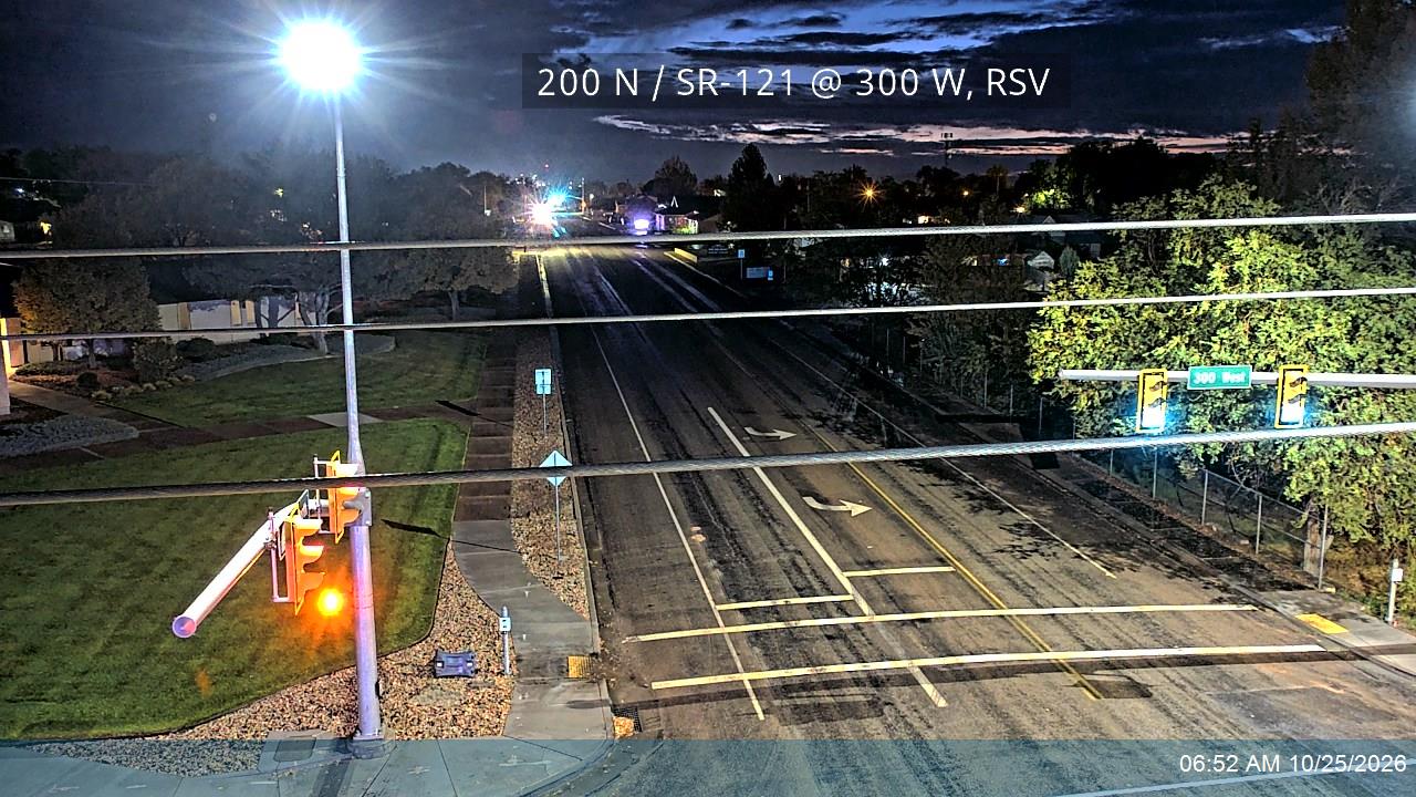 200 N / SR-121 @ 300 W, RSV
