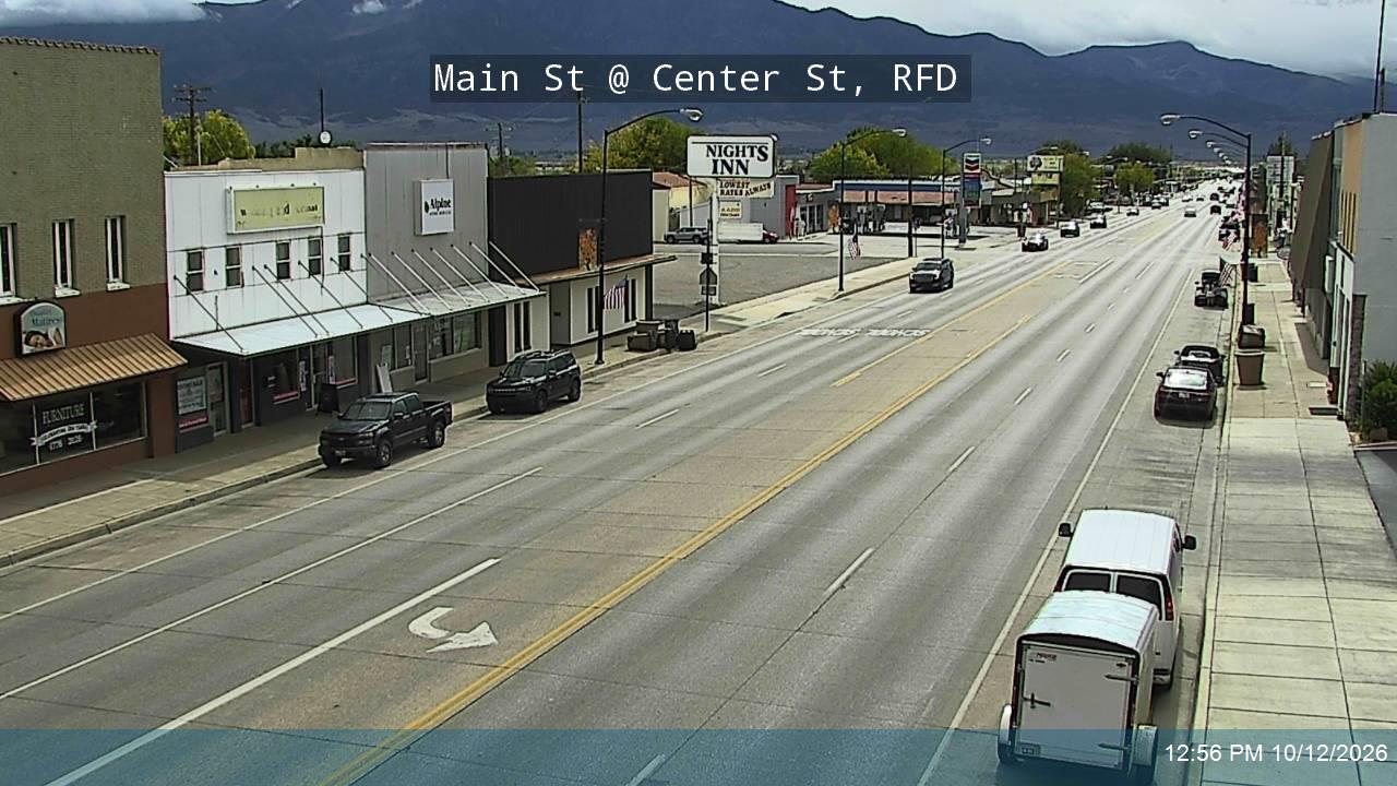 Main St / SR-120 @ Center St, RFD
