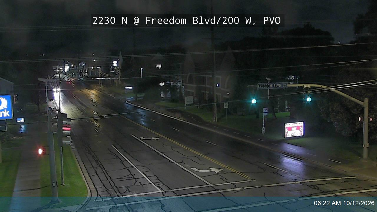 2230 N @ Freedom Blvd / 200 W, PVO