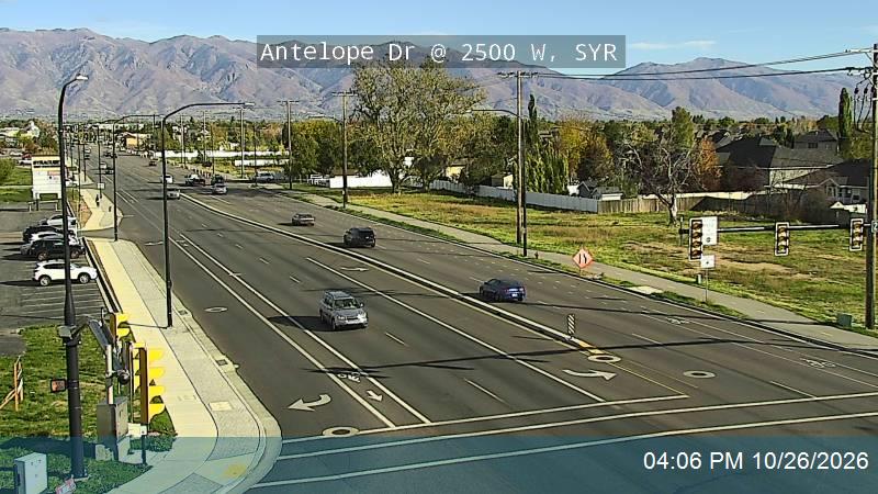 Antelope Dr / 1700 S / SR-127 @ 2500 W, SYR