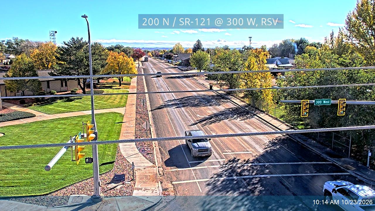 200 N / SR-121 @ 300 W, RSV