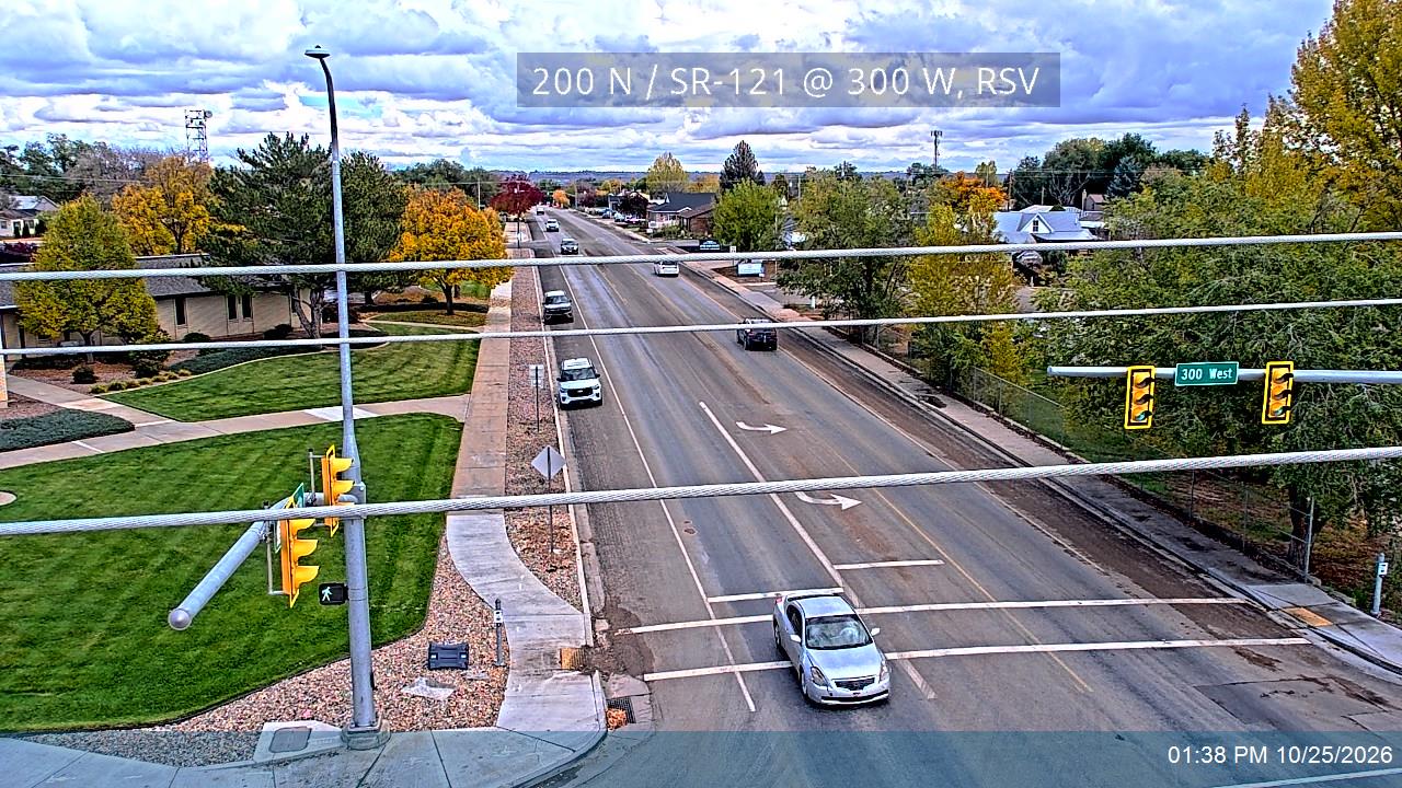200 N / SR-121 @ 300 W, RSV