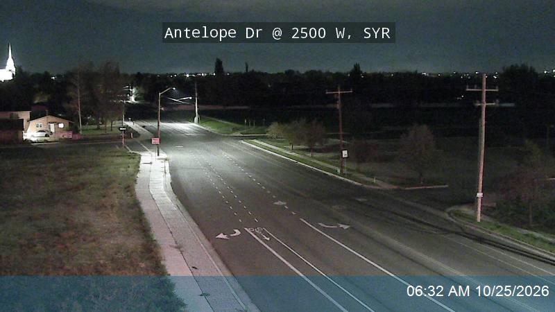Antelope Dr / 1700 S / SR-127 @ 2500 W, SYR