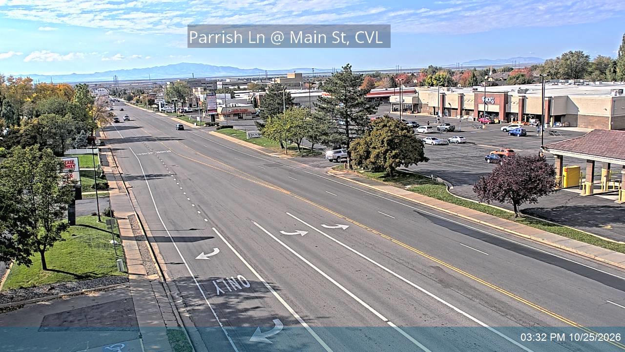 Parrish Ln / 400 N / SR-105 @ Main St / SR-106, CVL