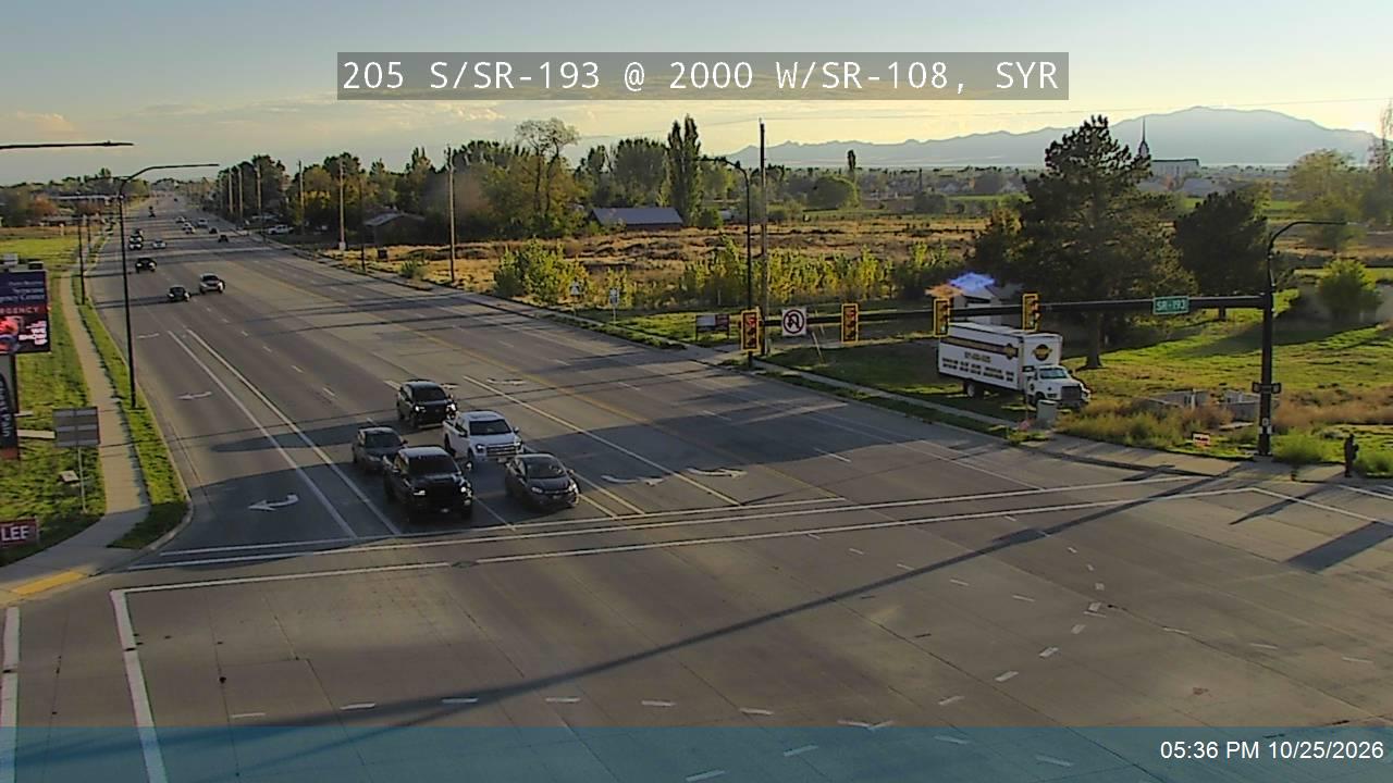 205 S / SR-193 @ 2000 W / SR-108, SYR
