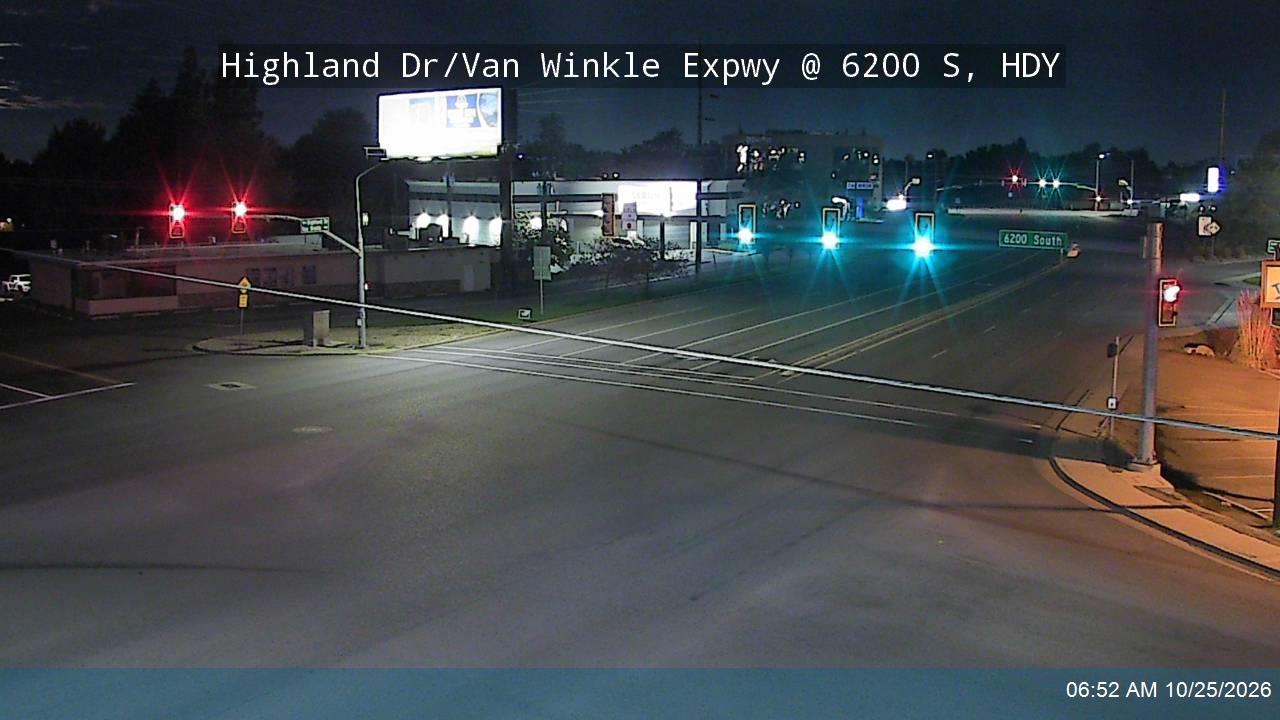 Highland Dr / Van Winkle Expwy / SR-152 @ 6200 S, HDY